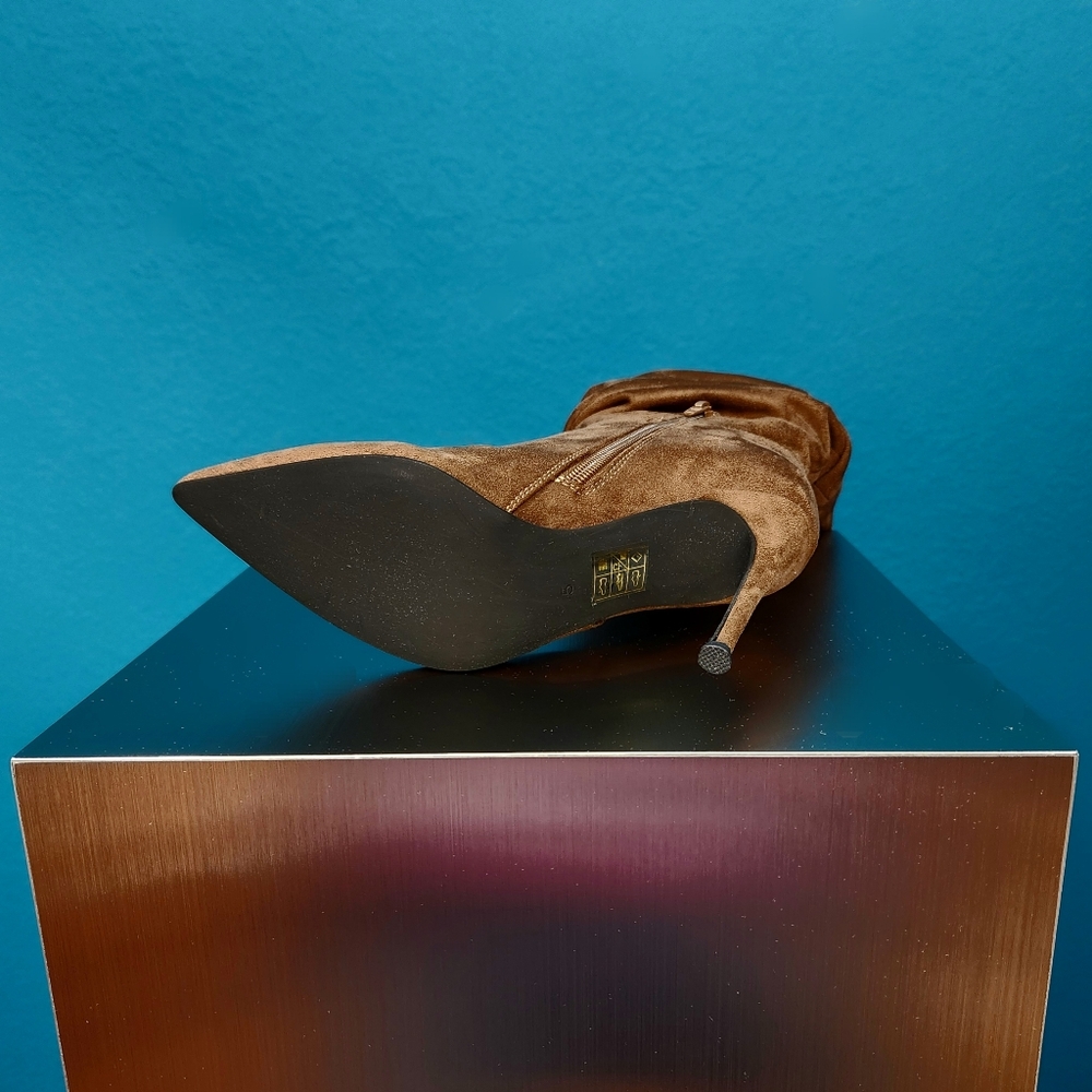 🆕️🍁🌻 JEFFREY CAMPBELL Pilla Scrunched Boots in Brown Suede // (NWT) - Picture 11 of 13